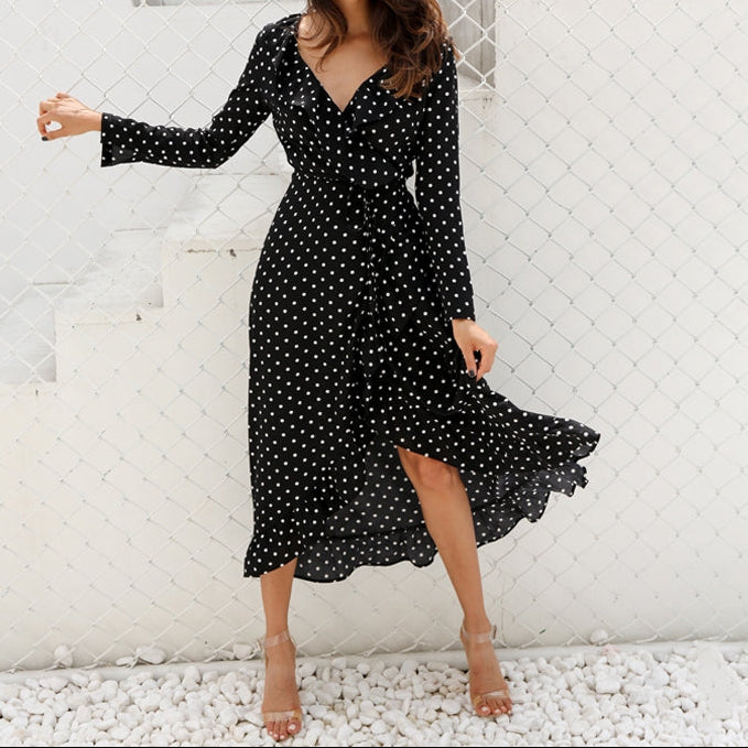 Vestido Largo de Lunares con Volantes