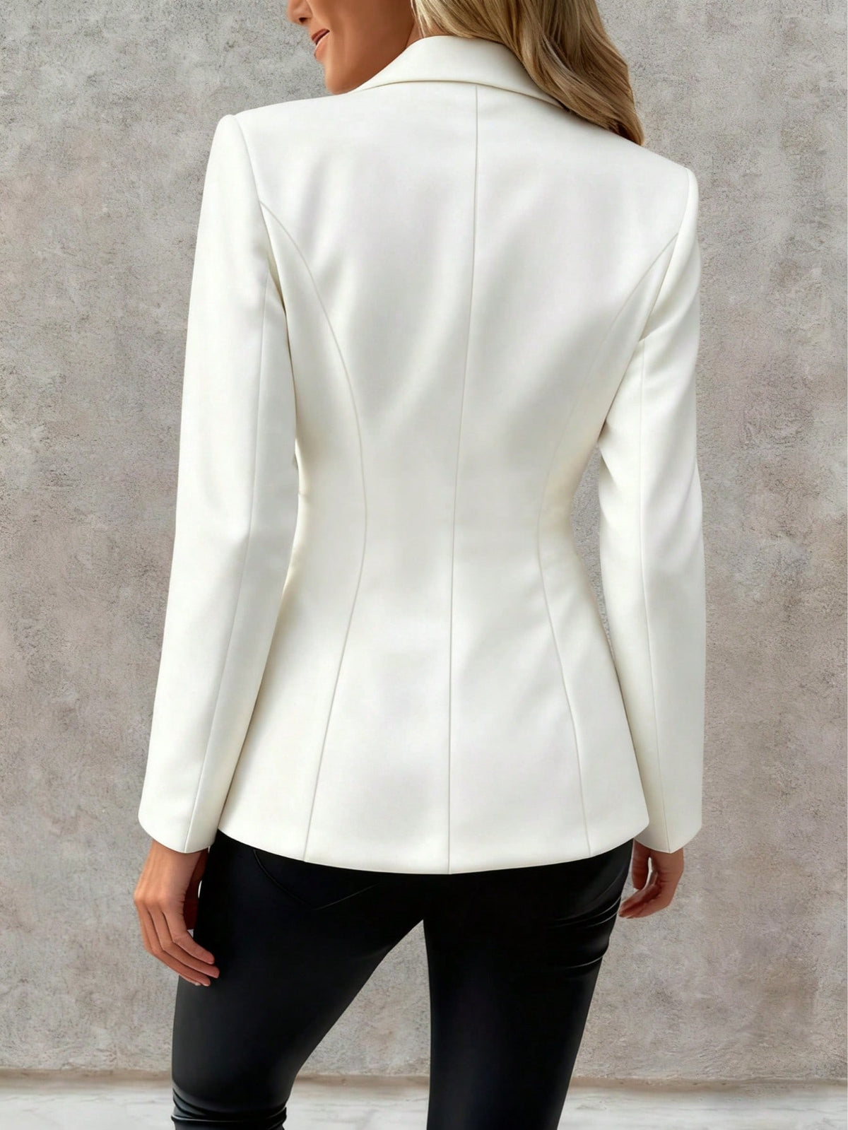 Blazer con Bordado y Un Solo Botón