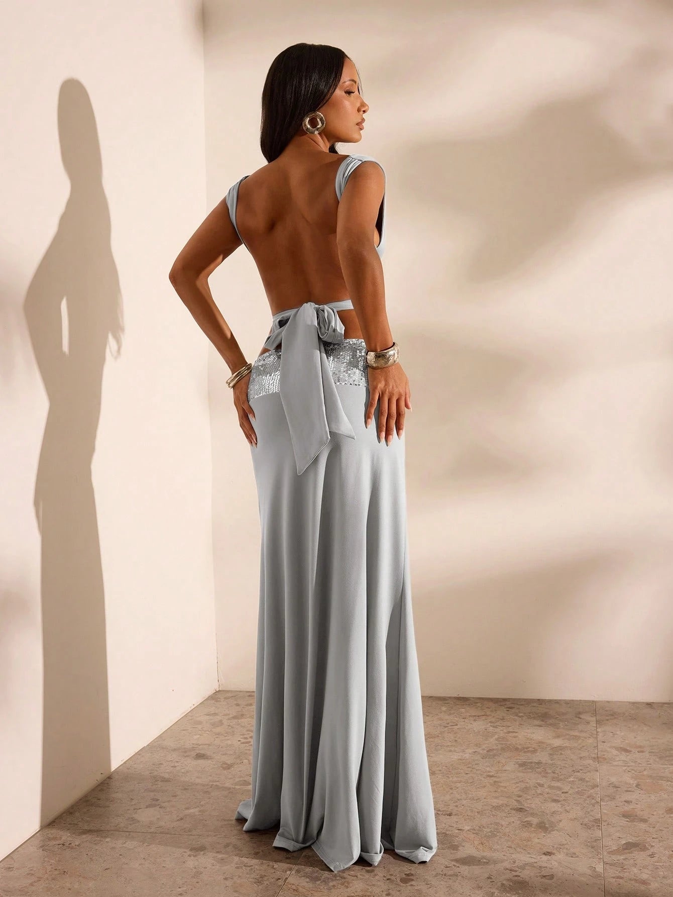 Conjunto de Top de Punto Sin Espalda y Minifalda