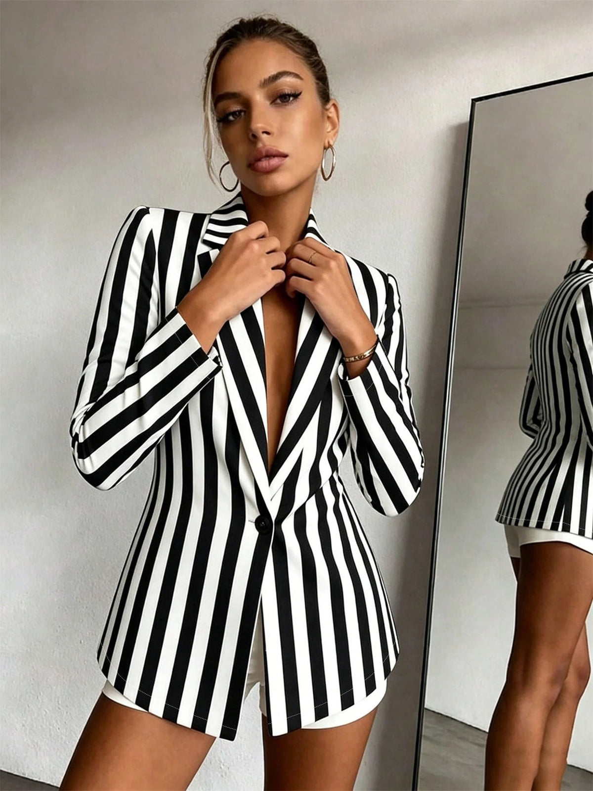 Blazer con Cuello Raglán a Rayas