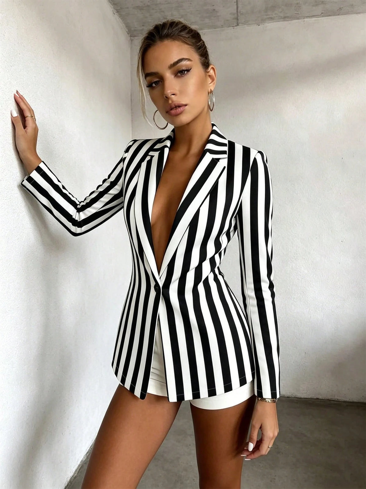 Blazer con Cuello Raglán a Rayas