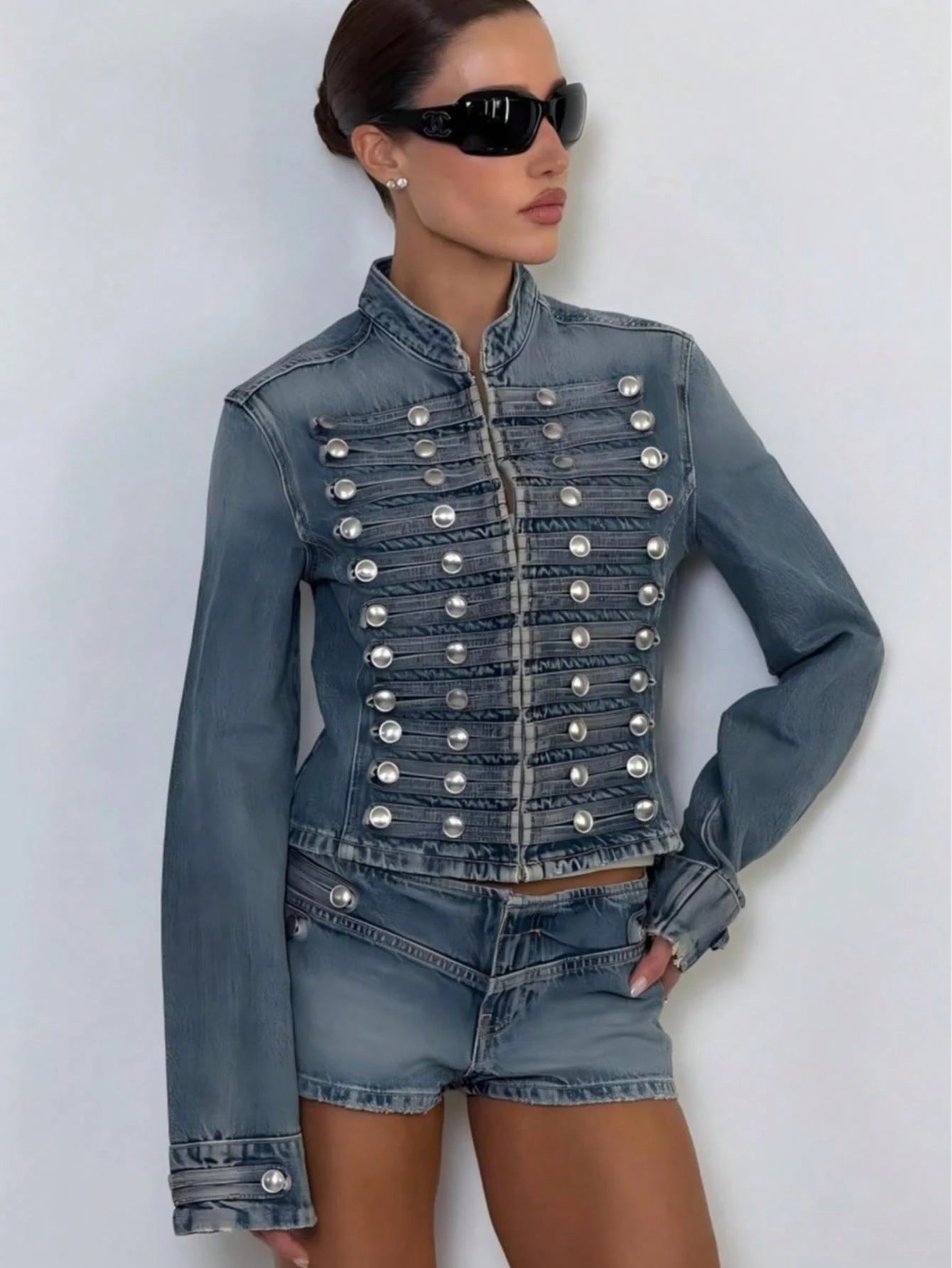 Chaqueta Vaquera Corta Estilo Militar – Efecto Desgastado