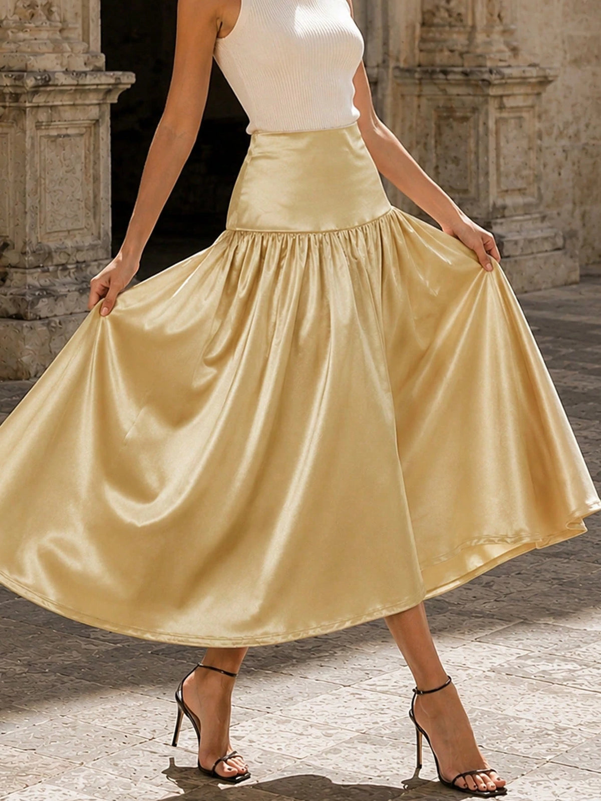 Falda Midi de Satén Amarillo