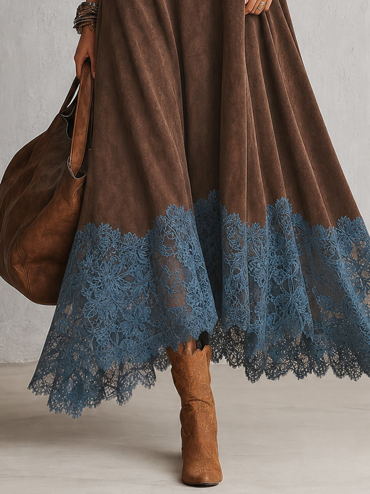 BRUNA | Vestido Largo Efecto Ante con Bajo de Encaje
