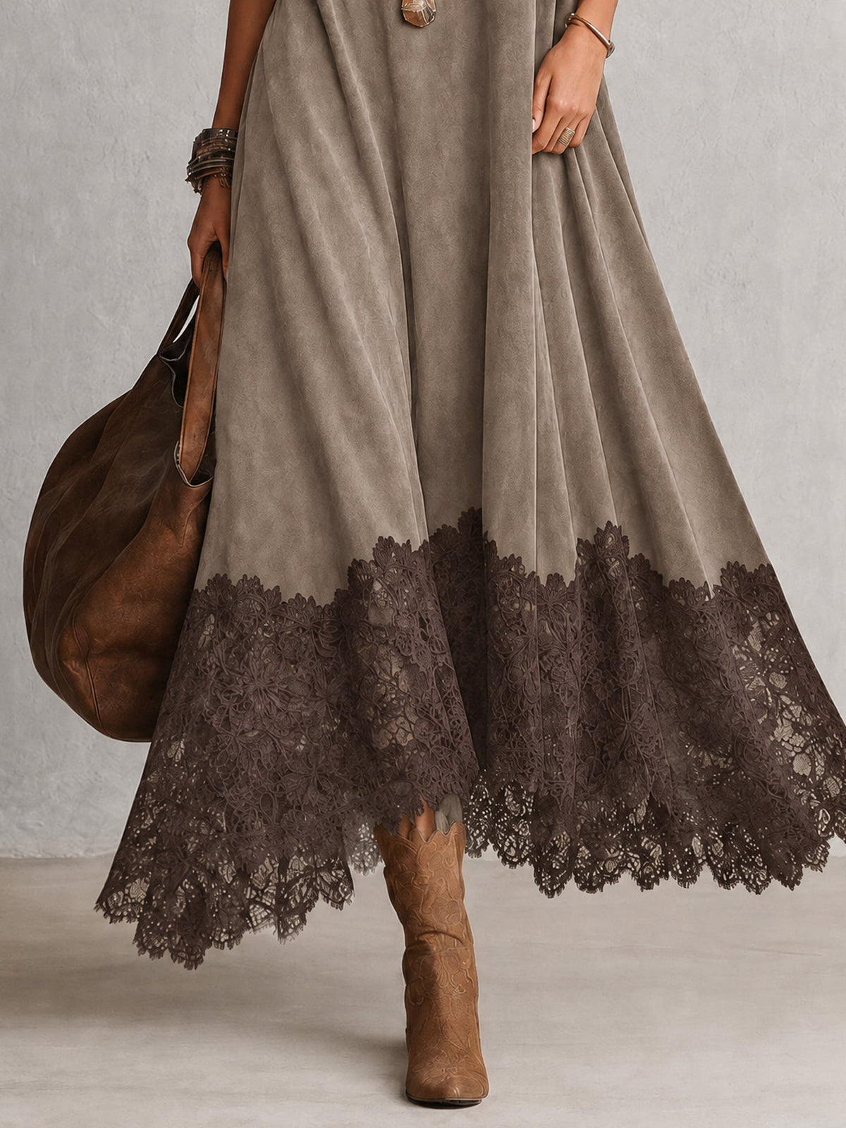 BRUNA | Vestido Largo Efecto Ante con Bajo de Encaje