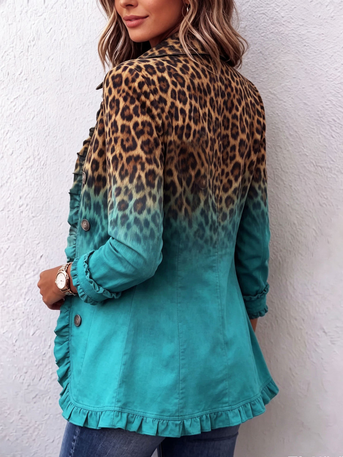 Blazer Estampado de Leopardo Degradado con Volante