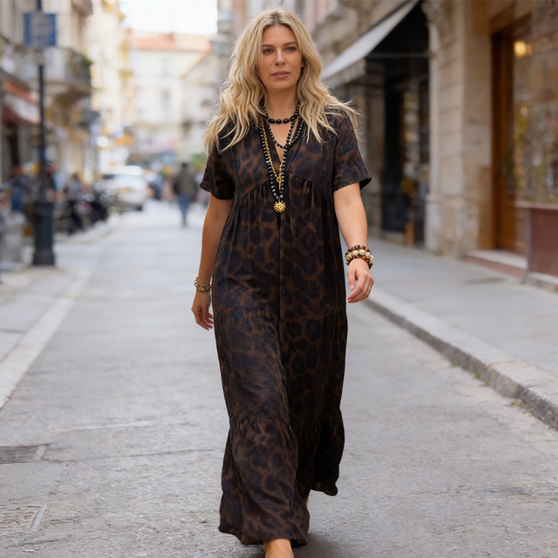 Vestido largo con estampado de leopardo